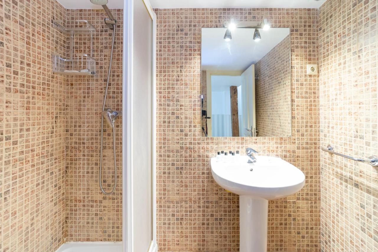 Apartamentos Puerta Del Sol I Madrid Ngoại thất bức ảnh