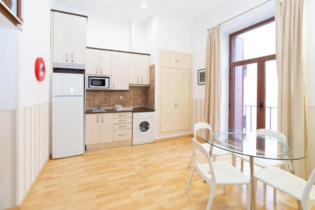 Apartamentos Puerta Del Sol I Madrid Ngoại thất bức ảnh